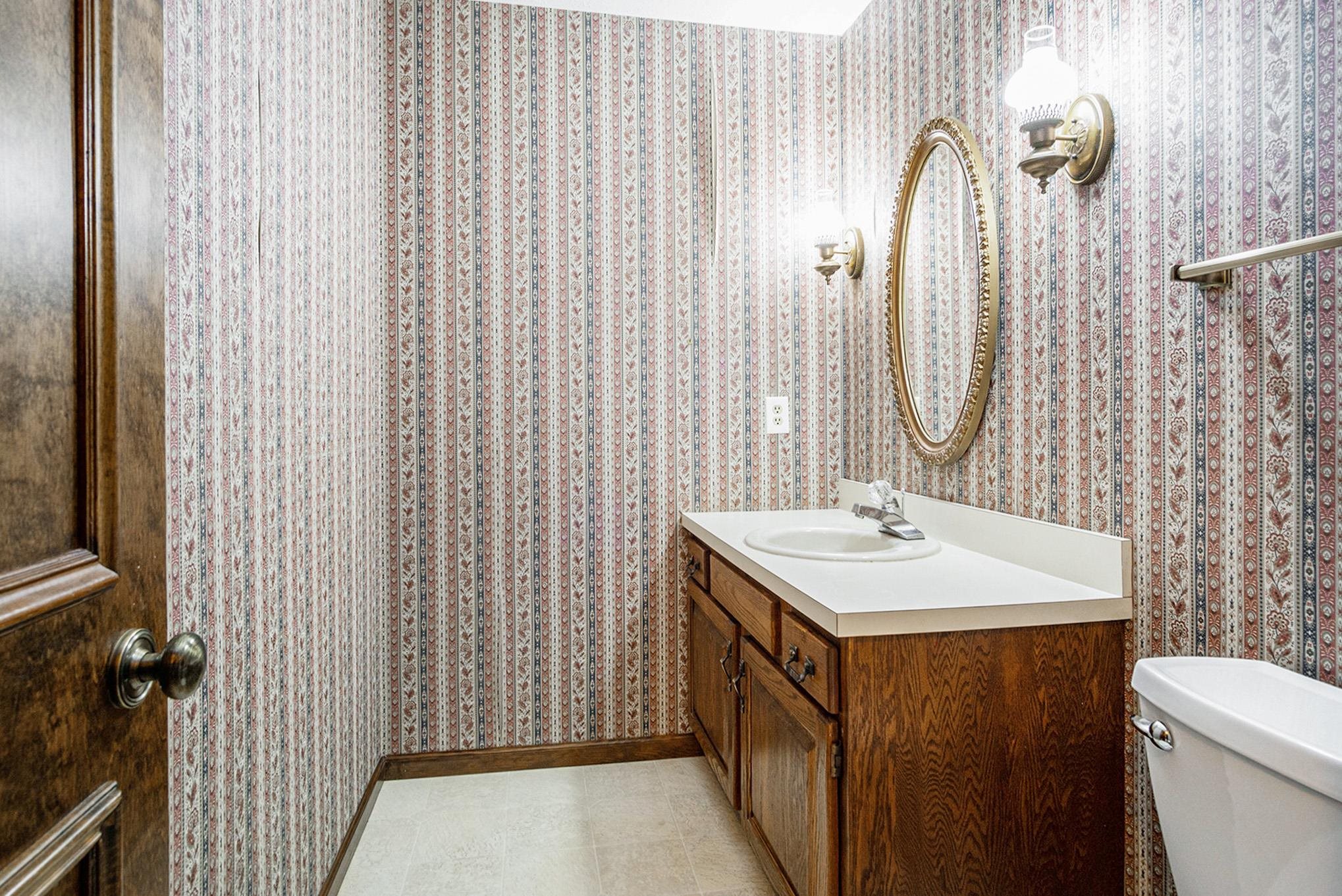 2210 Hook Road Mishawaka, IN 46544 - Photo 16 of 36 Gallery Image 16