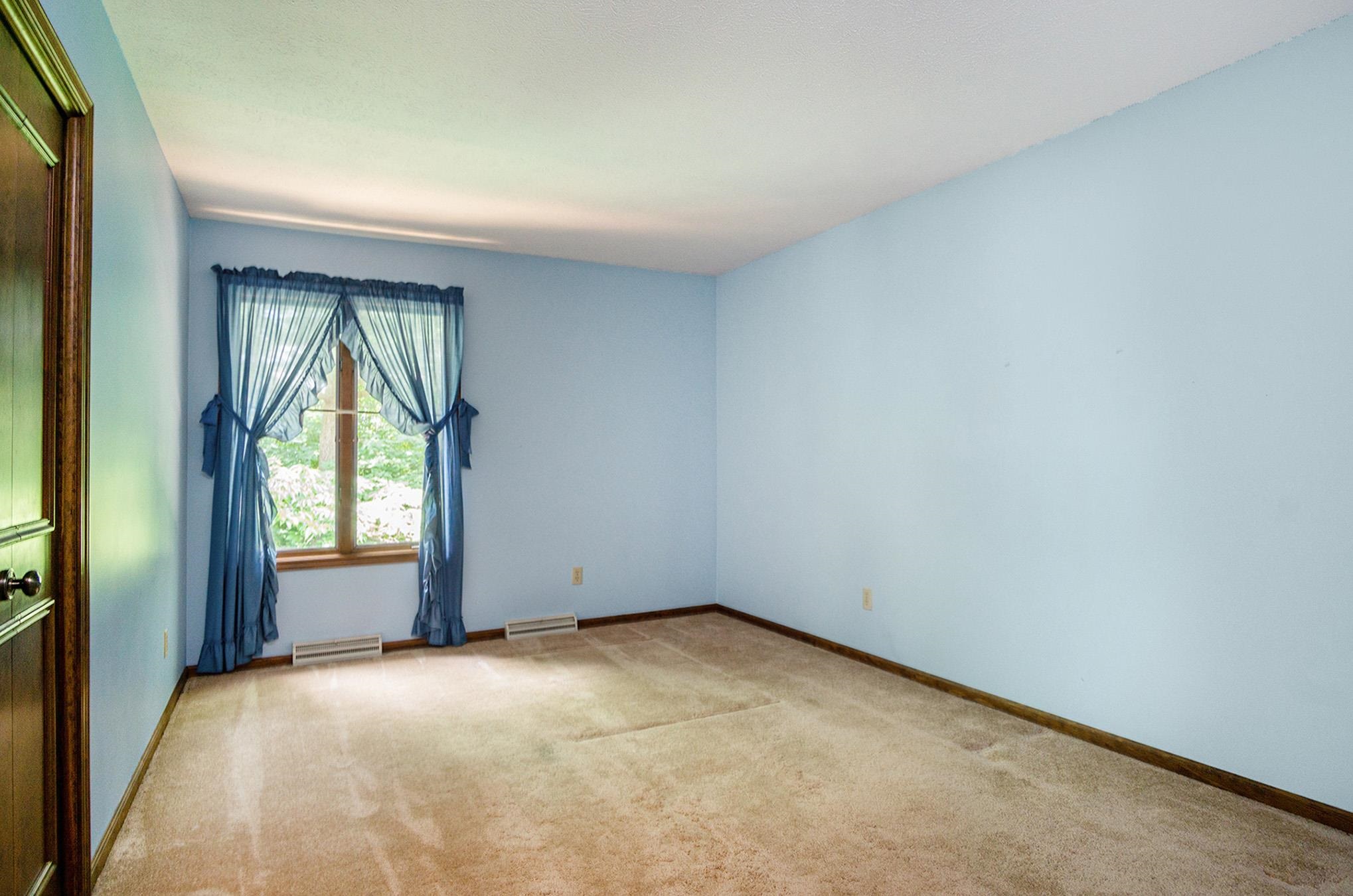 2210 Hook Road Mishawaka, IN 46544 - Photo 18 of 36 Gallery Image 18