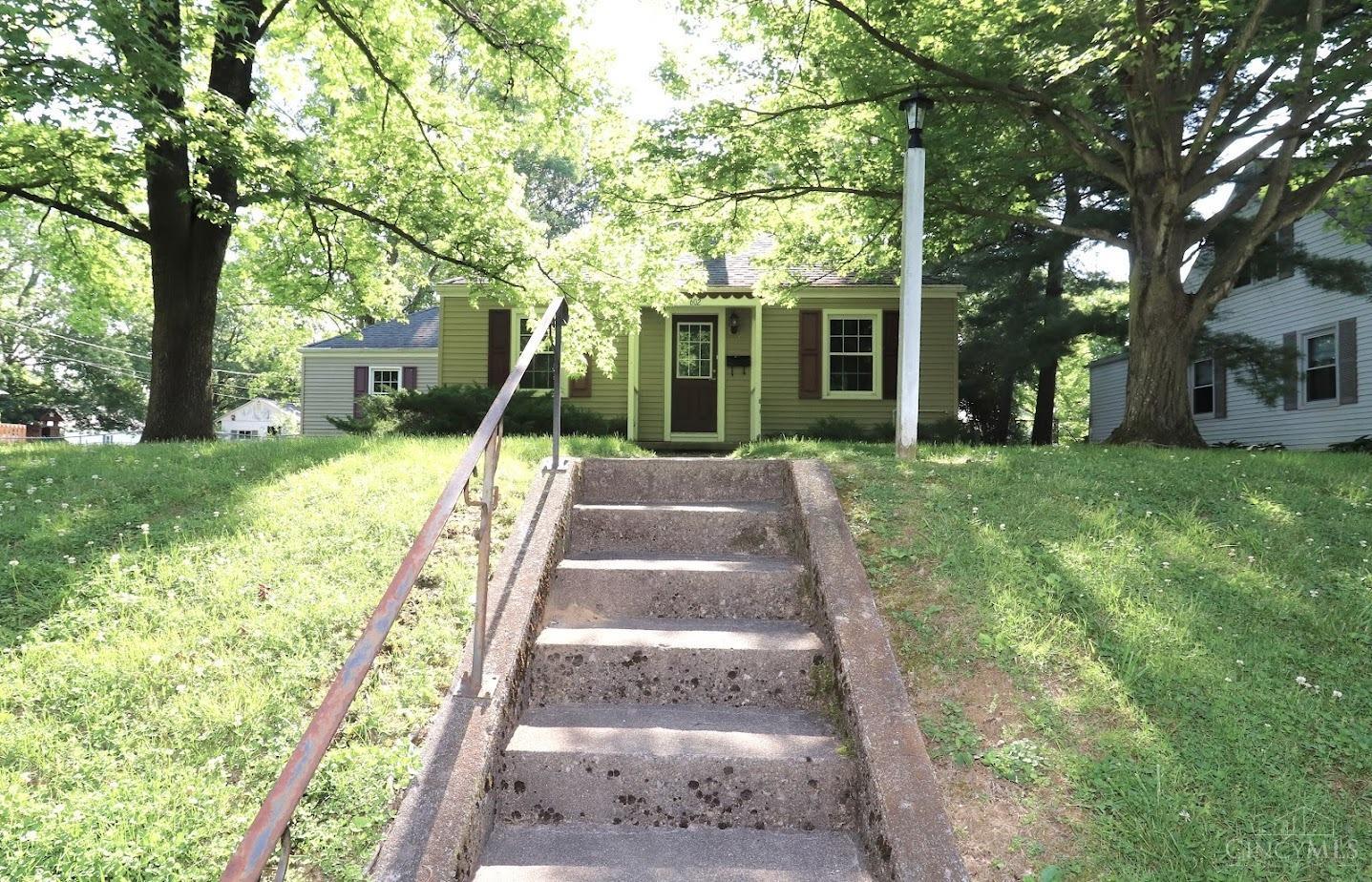 602 Deerfield Road Lebanon, OH 45036 - Photo 2 of 41 Gallery Image 2