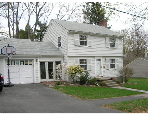 11 Byrne Road Milton, MA 02186 - Photo 12 of 12 Gallery Image 12