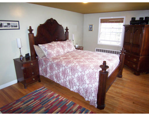 11 Byrne Road Milton, MA 02186 - Photo 9 of 12 Gallery Image 9