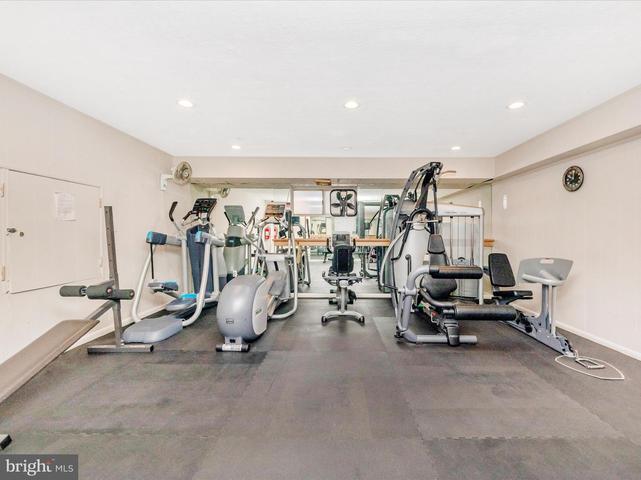 3900 Tunlaw Road Northwest, Unit 104 Washington, DC 20007 - Photo 19 of 36 02-02-Gym