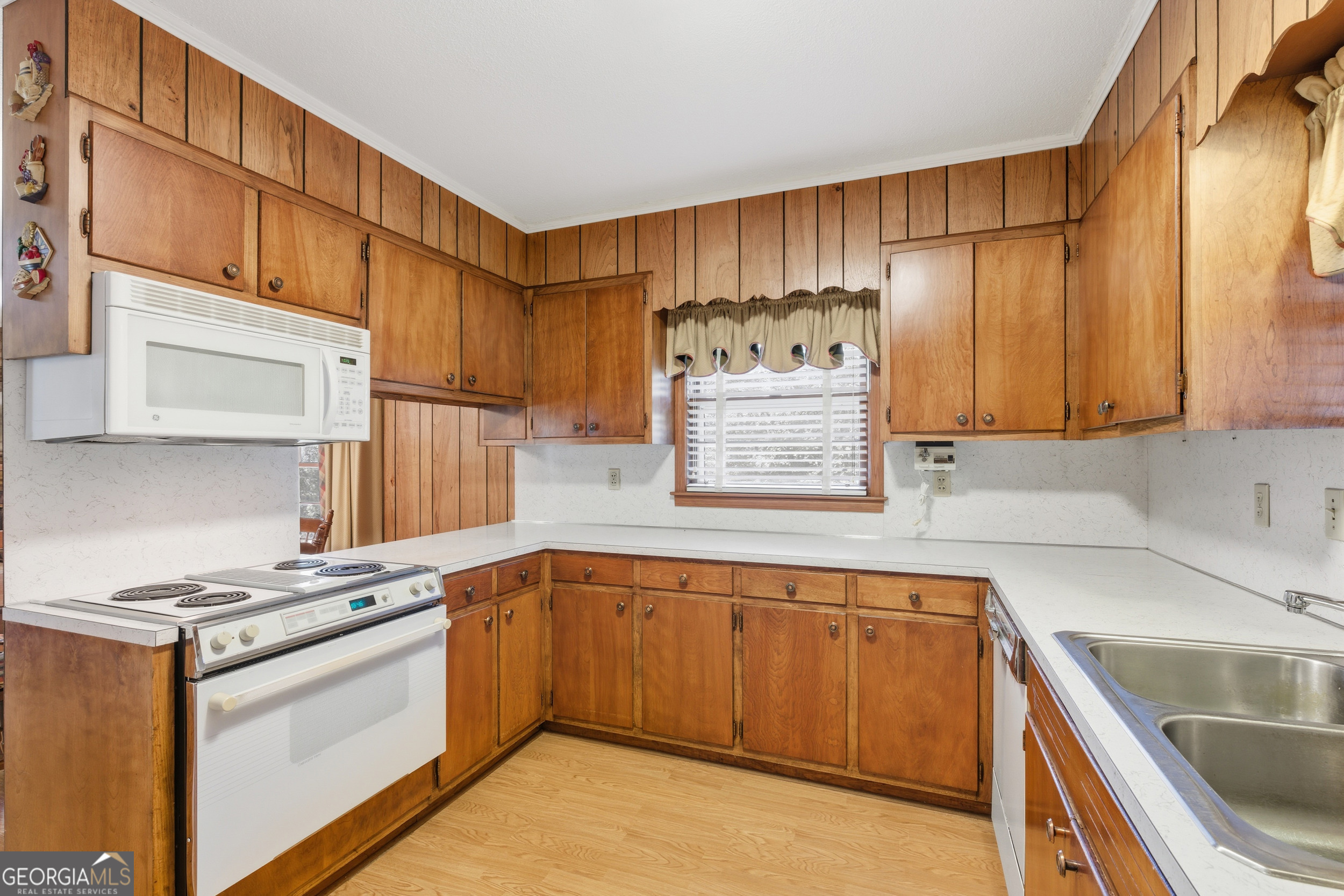 151 Rock Creek Road Toccoa, GA 30577 - Photo 14 of 35