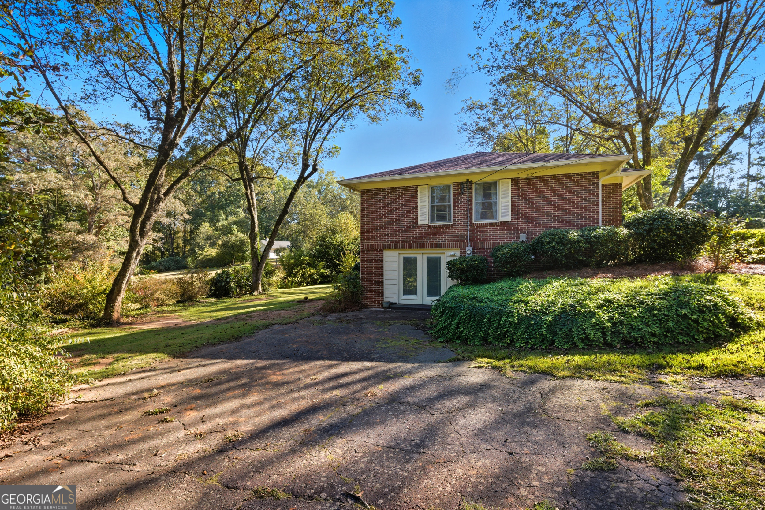 151 Rock Creek Road Toccoa, GA 30577 - Photo 4 of 35