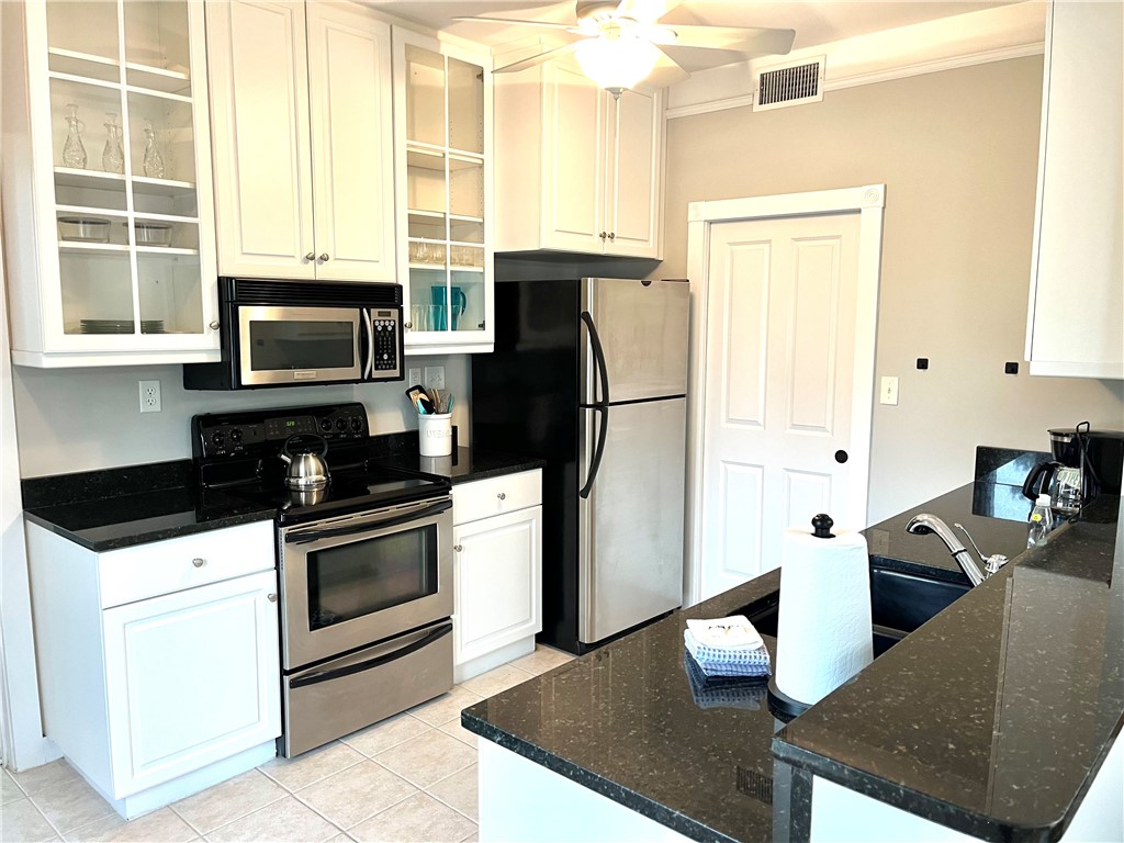 122 Shady Brook Circle, Unit 100 St. Simons Island, GA 31522 - Photo 5 of 34