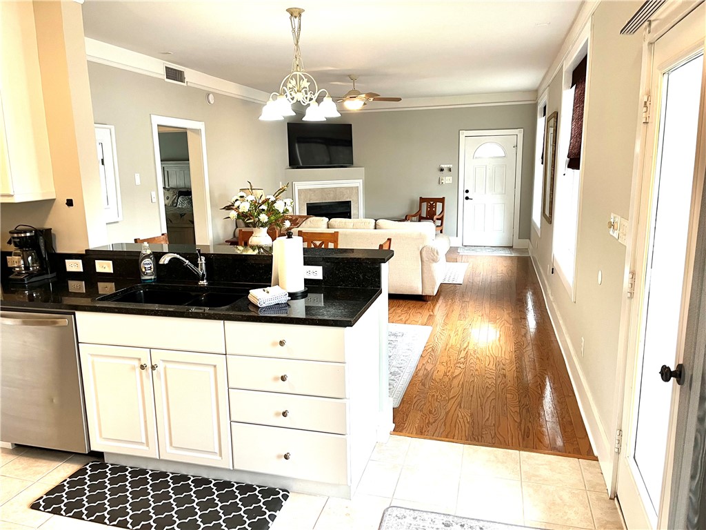 122 Shady Brook Circle, Unit 100 St. Simons Island, GA 31522 - Photo 7 of 34