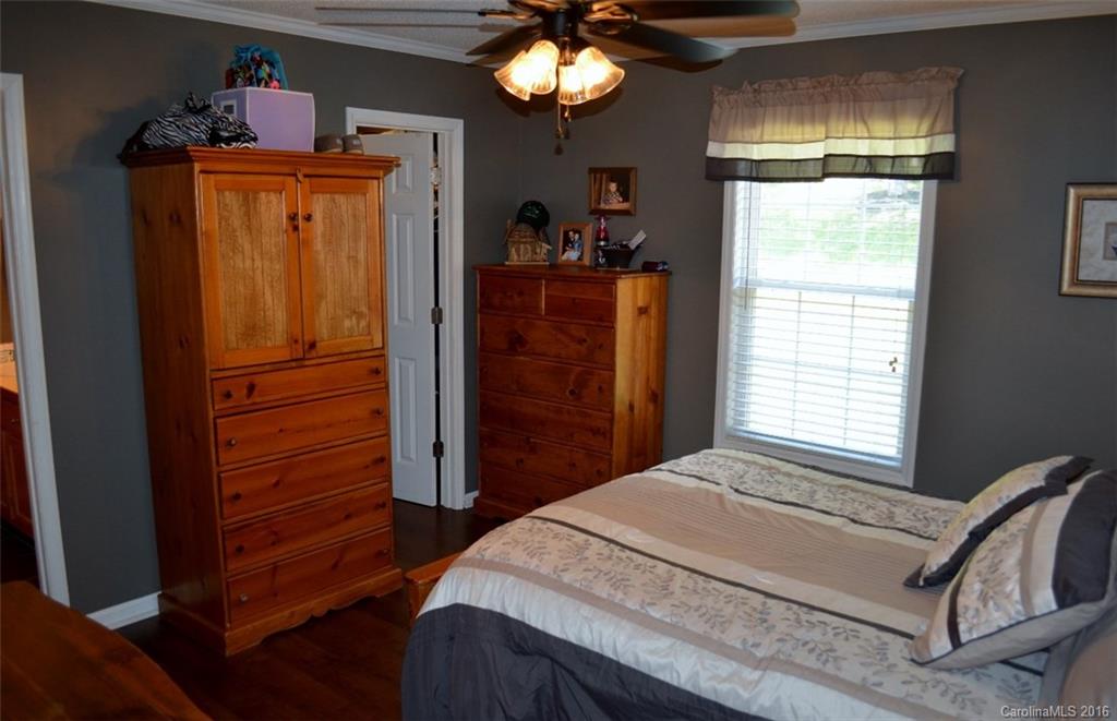 4531 Burns Road Granite Falls, NC 28630 - Photo 6 of 24 Gallery Image 6