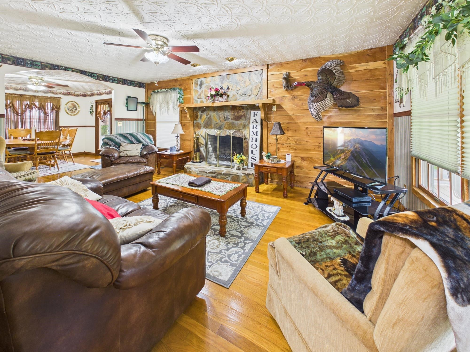 10065 Yellow Creek Road Louisa, KY 41230 - Photo 4 of 27 Gallery Image 4