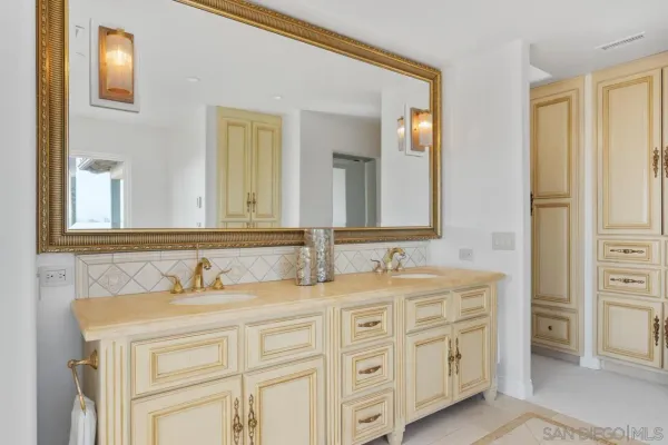 $4,295,000 | 3235 Harbor View Drive, San Diego, CA 92106