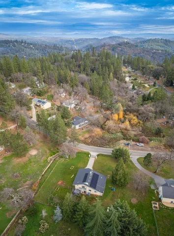 $549,000 | 17877 Alexandra Way, Grass Valley, CA 95949