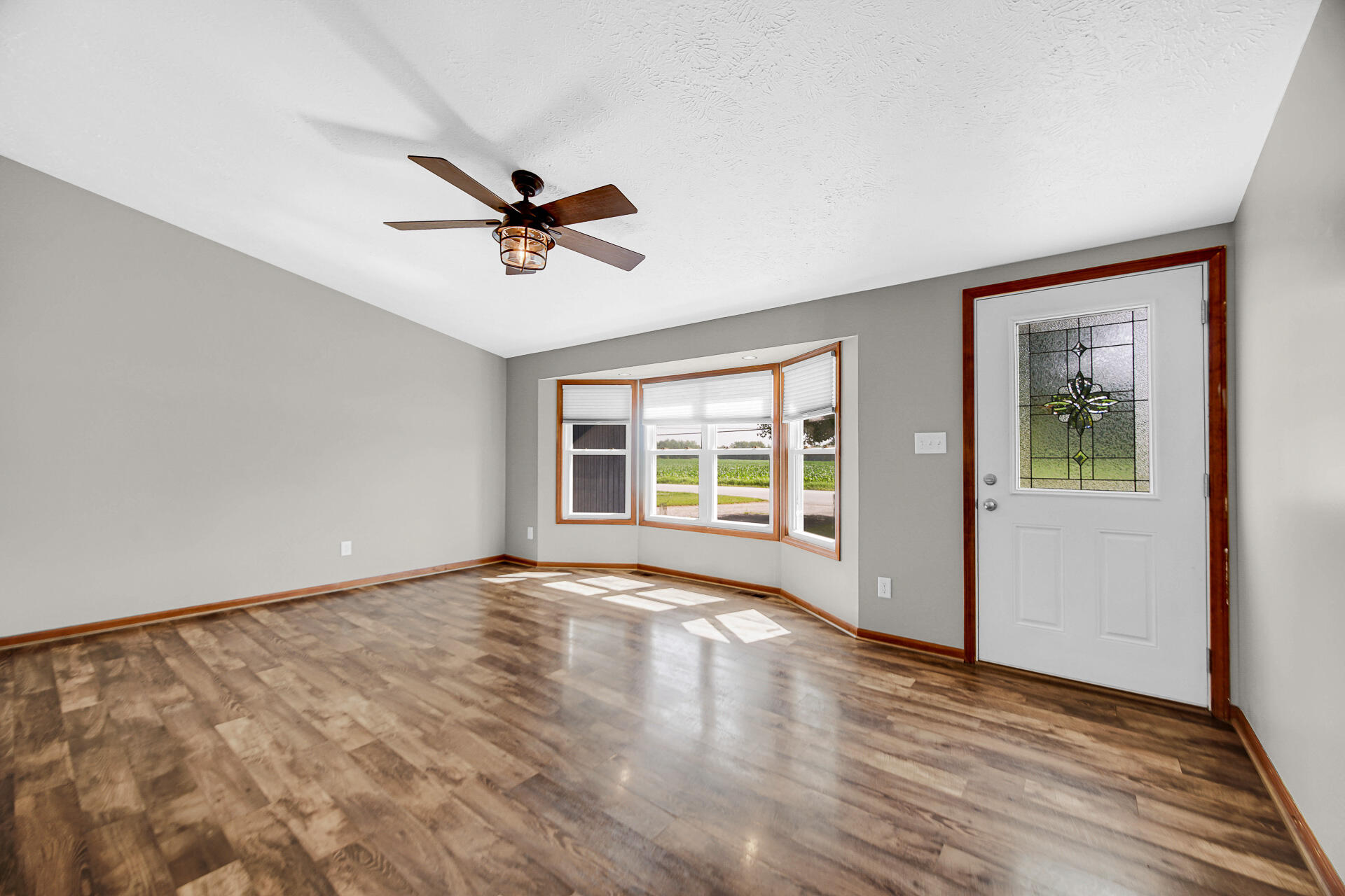 2372 South Taylor Road Mill Creek, IN 46365 - Photo 3 of 29 1920x1280