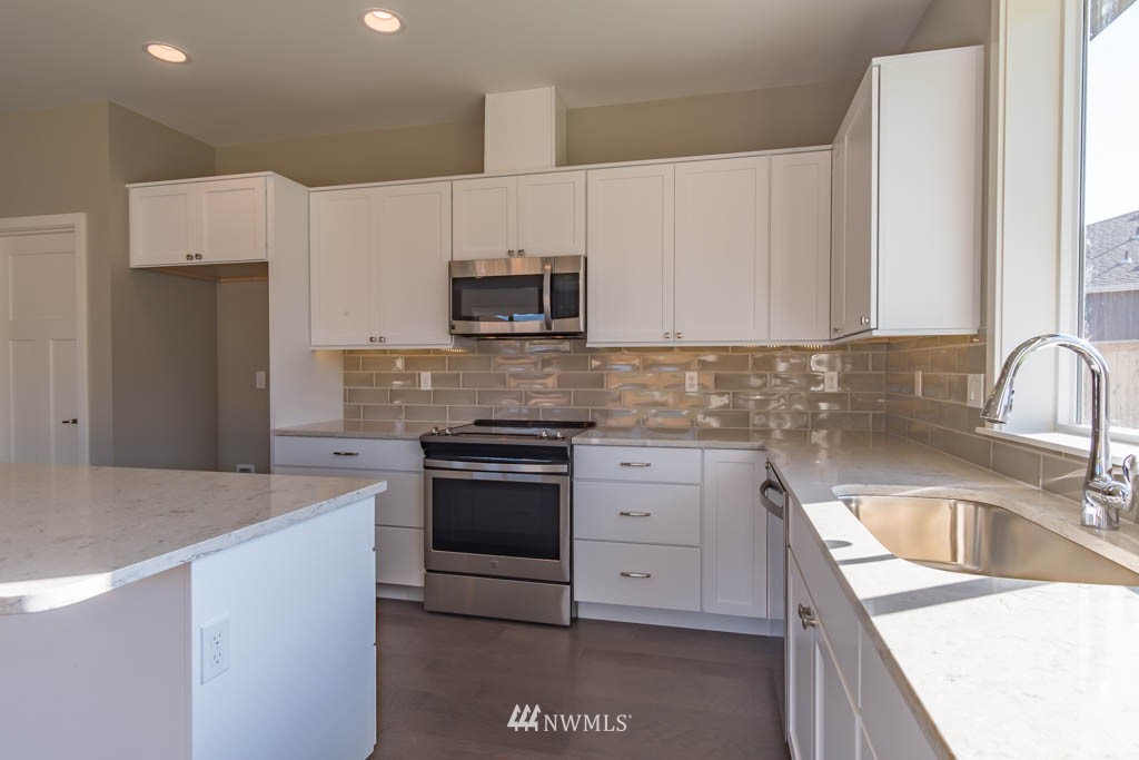 91 Blue Glacier Loop Sequim, WA 98382 - Photo 15 of 25