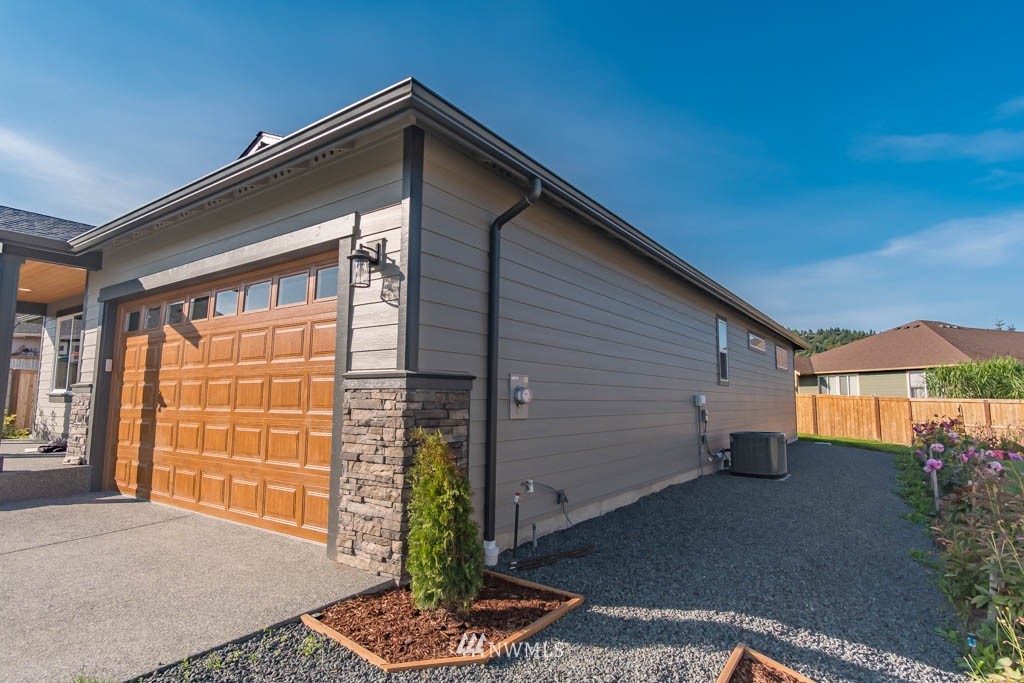 91 Blue Glacier Loop Sequim, WA 98382 - Photo 4 of 25