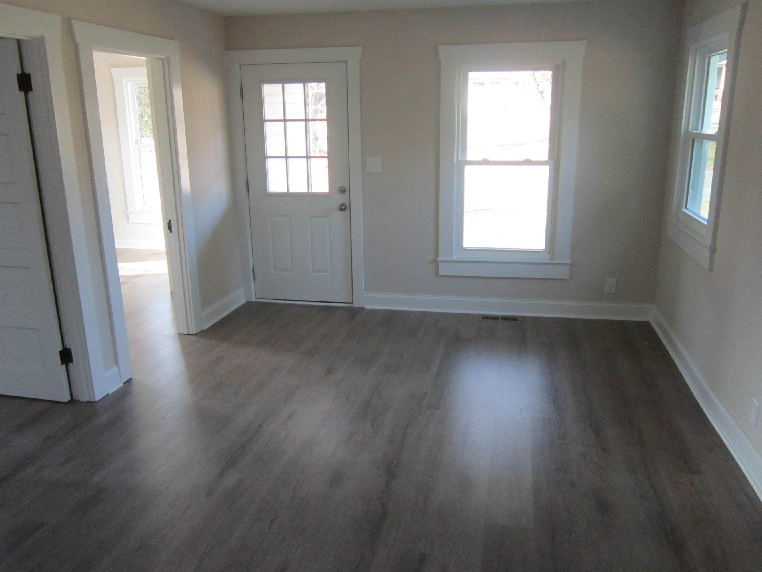 240 Blockhouse Road Maryville, TN 37803 - Photo 6 of 22 Living Room