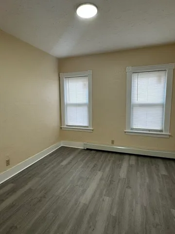 $2,300 | 23 Endicott Street, Unit 2, Worcester, MA 01610