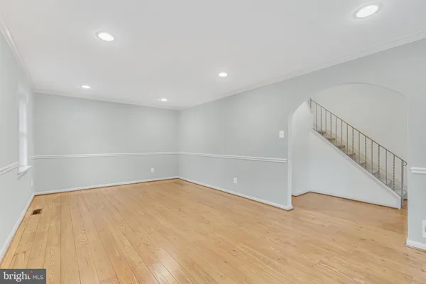 $3,400 | 10401 Courthouse Drive, Fairfax, VA 22030