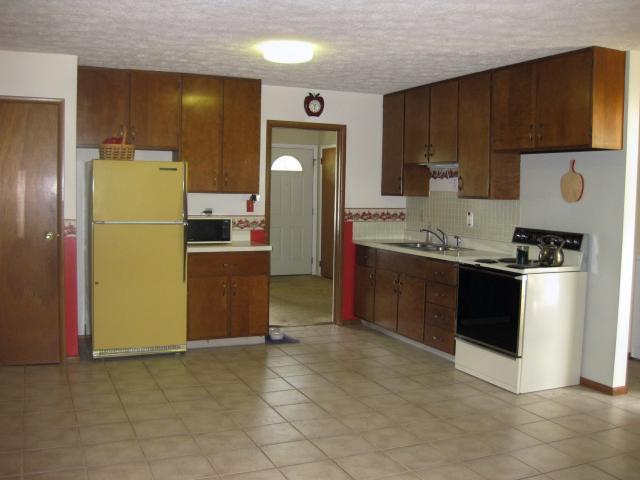 7920 Partridge Road Indianapolis, IN 46227 - Photo 6 of 12 Gallery Image 6