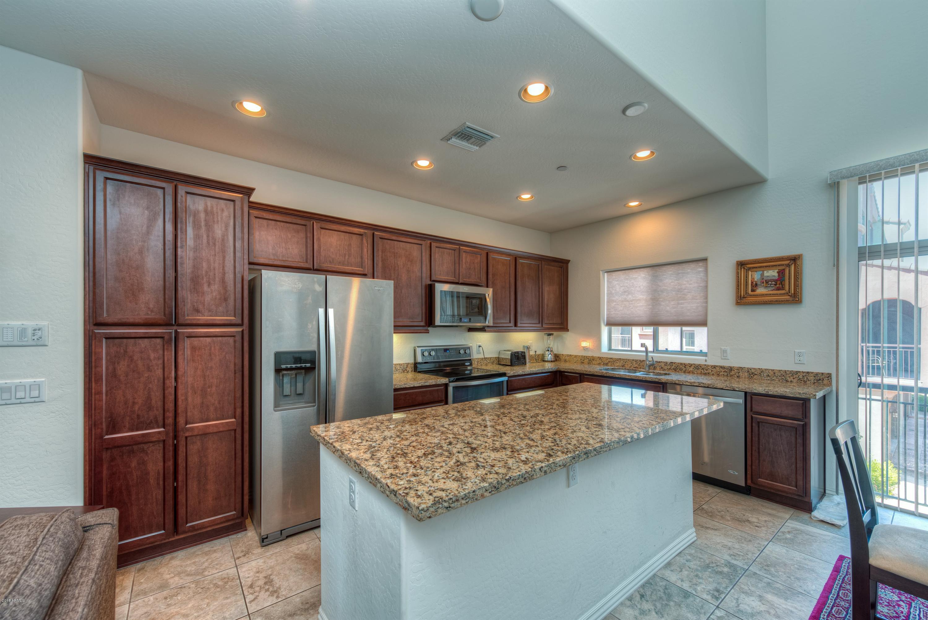 3935 East Rough Rider Road, Unit 1257 Phoenix, AZ 85050 - Photo 7 of 21 010_Kitchen
