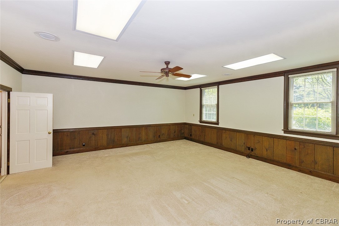 279 Colonial Trail East Surry, VA 23883 - Photo 7 of 48