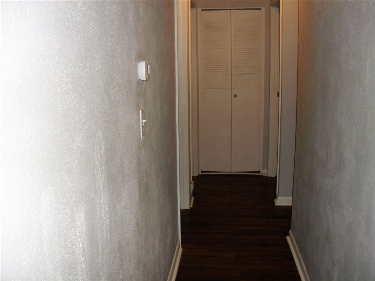 324 Hoover Road Elkhart, IN 46514 - Photo 8 of 18 Gallery Image 8