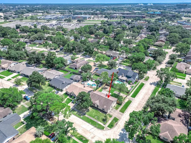 $249,000 | 802 Voyager Drive, Houston, TX 77062