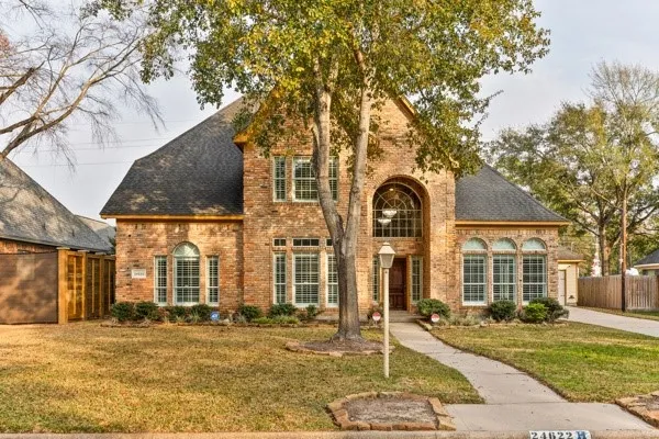 $568,900 | 24622 Okehampton Drive, Tomball, TX 77375