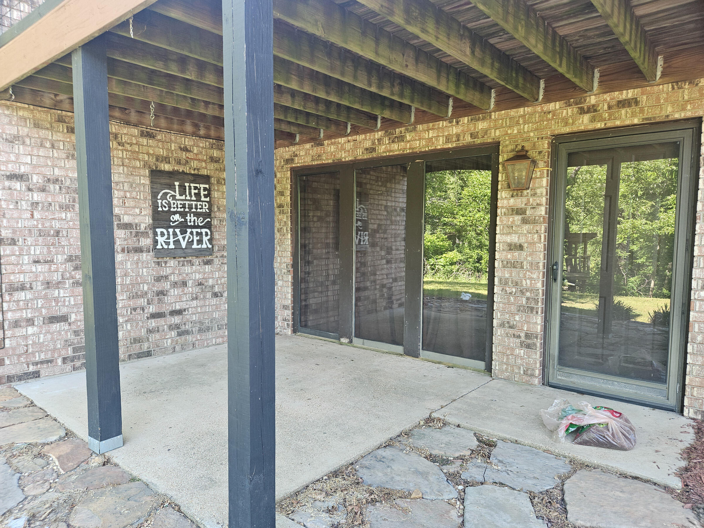 6689 Douglas Road Houston, MO 65483 - Photo 9 of 62 Walkout Patio