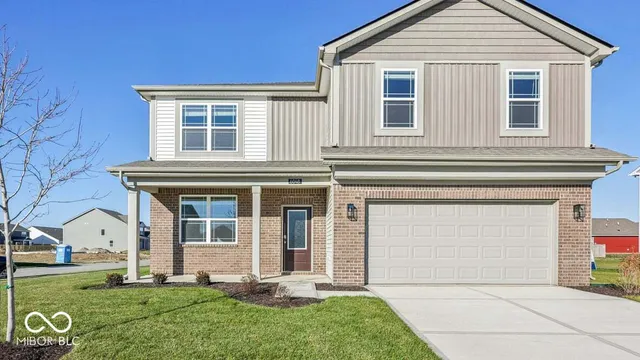 $394,900 | 6048 Madera Drive, Whitestown, IN 46075