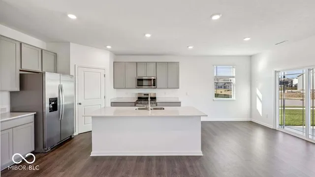 $394,900 | 6048 Madera Drive, Whitestown, IN 46075