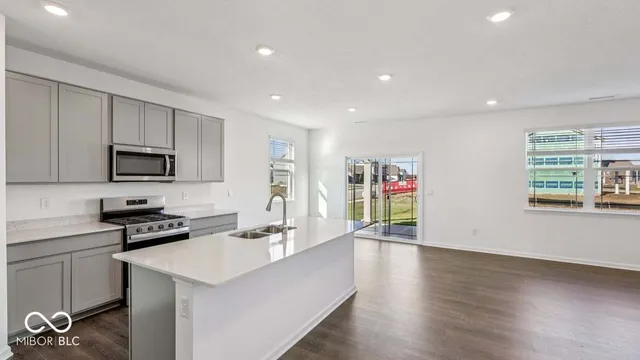 $394,900 | 6048 Madera Drive, Whitestown, IN 46075