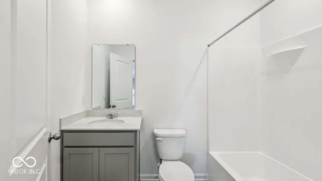 $394,900 | 6048 Madera Drive, Whitestown, IN 46075