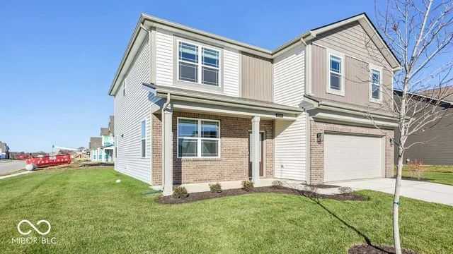 $394,900 | 6048 Madera Drive, Whitestown, IN 46075