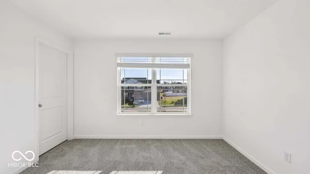 $394,900 | 6048 Madera Drive, Whitestown, IN 46075