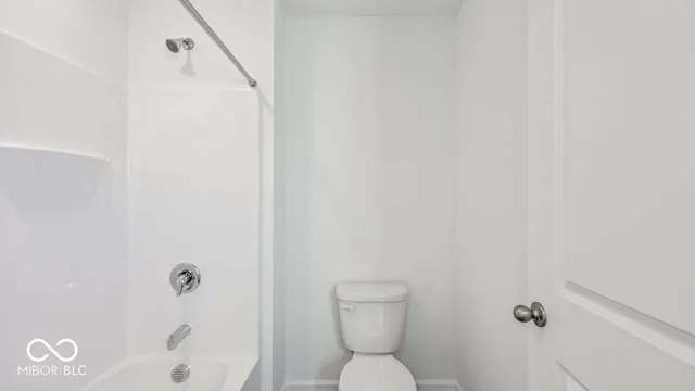 $394,900 | 6048 Madera Drive, Whitestown, IN 46075