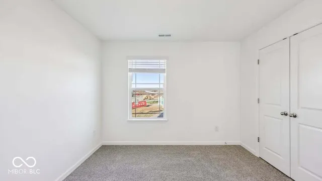 $394,900 | 6048 Madera Drive, Whitestown, IN 46075