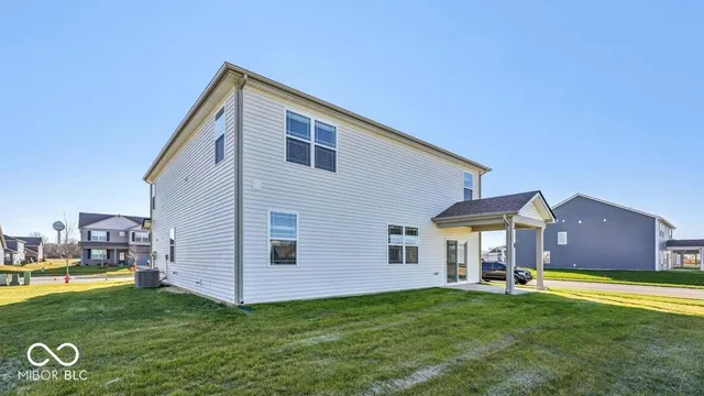 $394,900 | 6048 Madera Drive, Whitestown, IN 46075