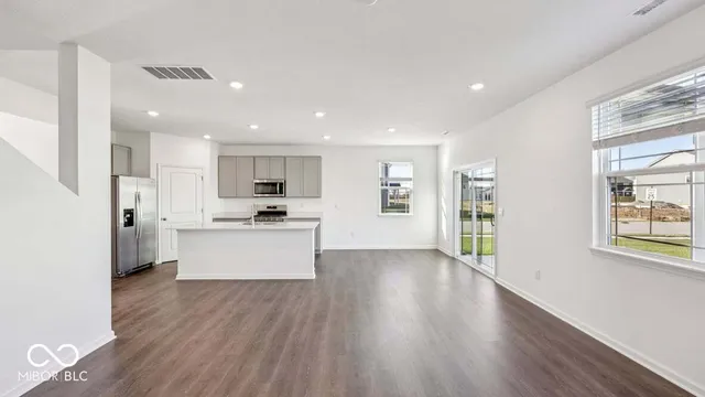 $394,900 | 6048 Madera Drive, Whitestown, IN 46075