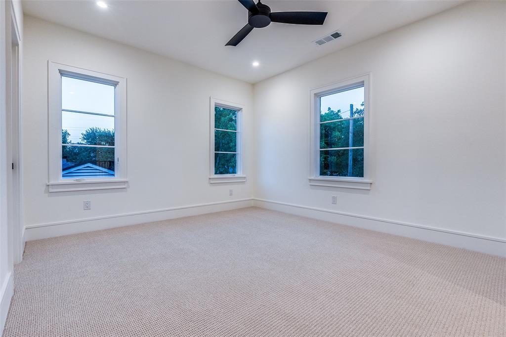 3935 Hawick Lane Dallas, TX 75220 - Photo 22 of 31