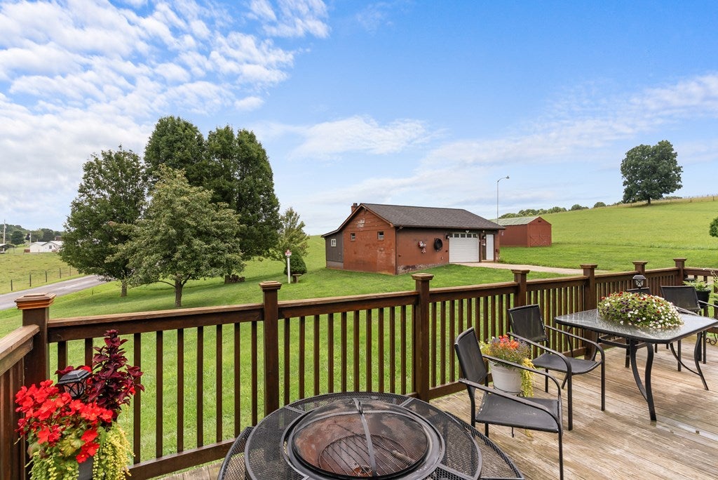 2280 Hebron Road Galax, VA 24333 - Photo 21 of 32 Gallery Image 21