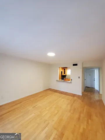 $1,300 | 5400 Roswell Road, Unit K 1, Sandy Springs, GA 30342