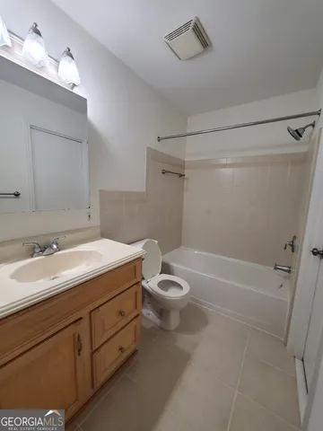 $1,300 | 5400 Roswell Road, Unit K 1, Sandy Springs, GA 30342