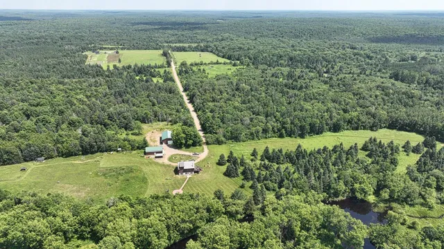 $950,000 | 75500 Joe Rein Road, Glidden, WI 54527