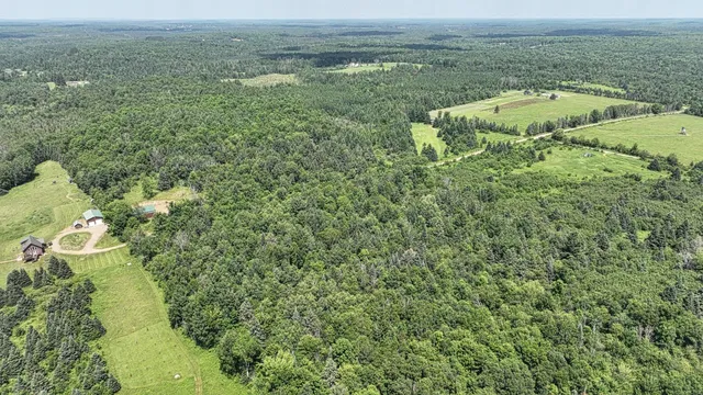 $950,000 | 75500 Joe Rein Road, Glidden, WI 54527