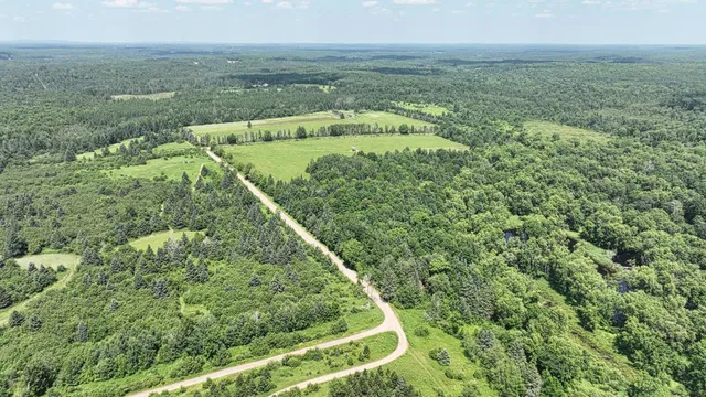 $950,000 | 75500 Joe Rein Road, Glidden, WI 54527