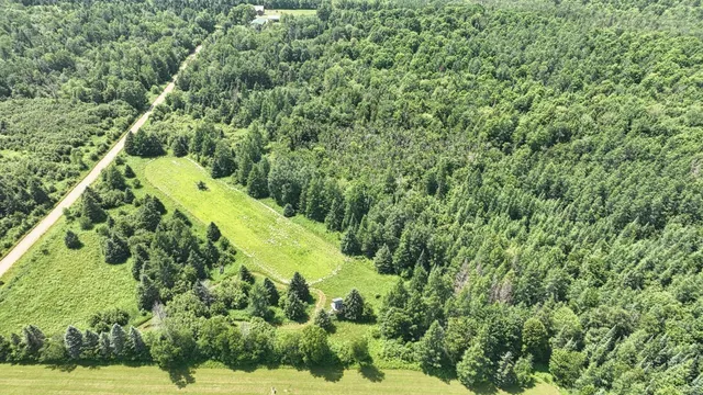 $950,000 | 75500 Joe Rein Road, Glidden, WI 54527