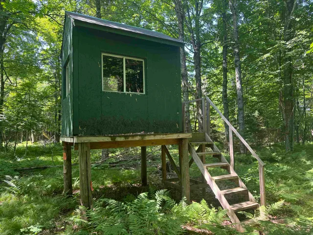 $950,000 | 75500 Joe Rein Road, Glidden, WI 54527