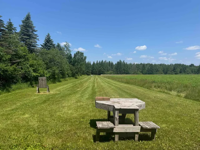 $950,000 | 75500 Joe Rein Road, Glidden, WI 54527