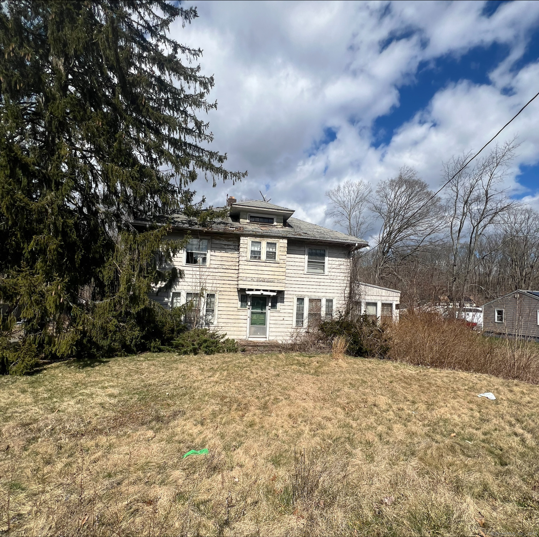 135 Foxon Road East Haven, CT 06513 - Photo 1 of 1 Gallery Image 1