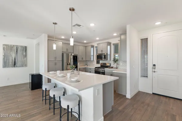$650,000 | 5100 East Rancho Paloma Drive, Unit 1044, Cave Creek, AZ 85331