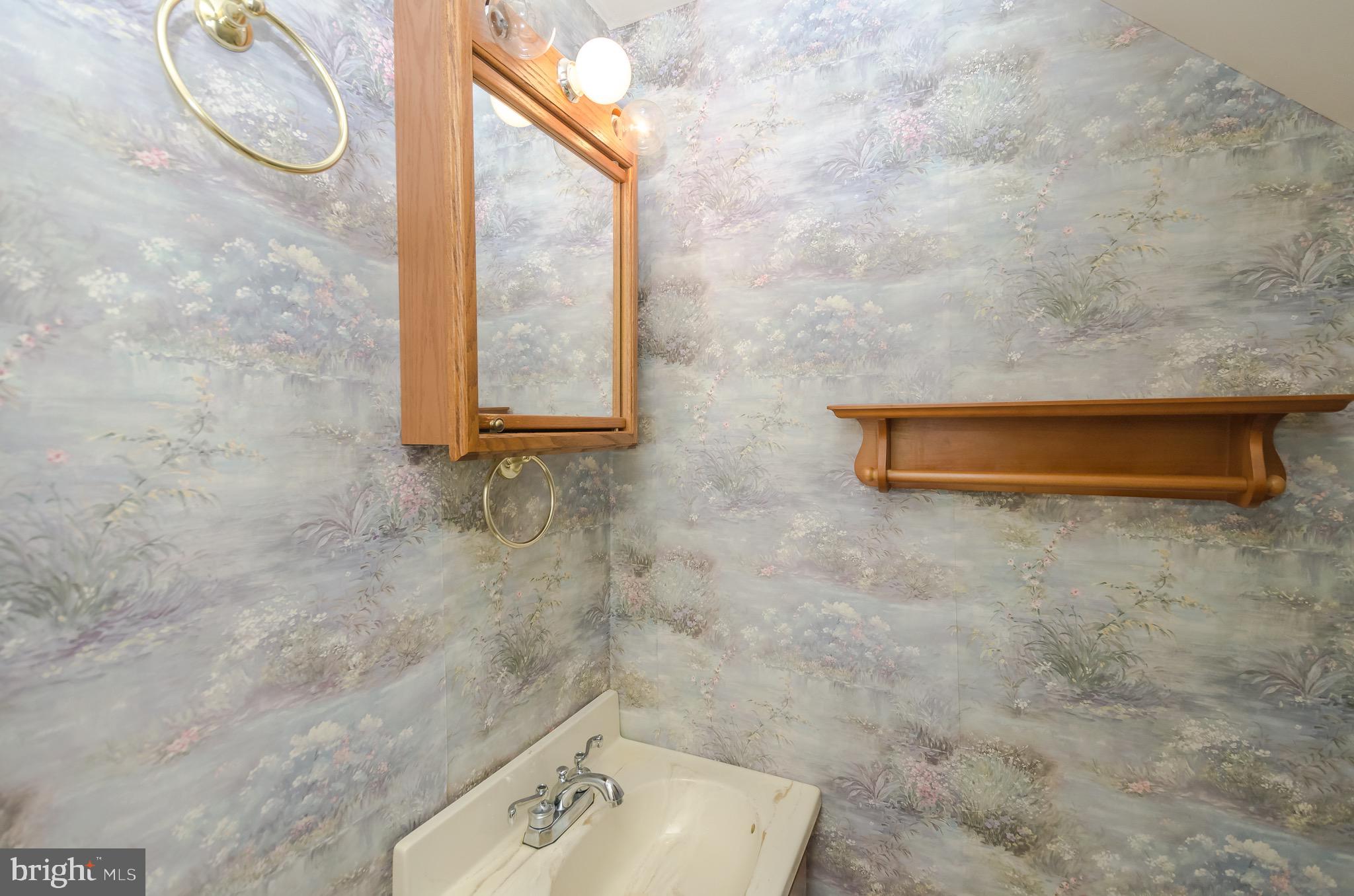 151 Dunlap Road Pasadena, MD 21122 - Photo 10 of 10 Half bath